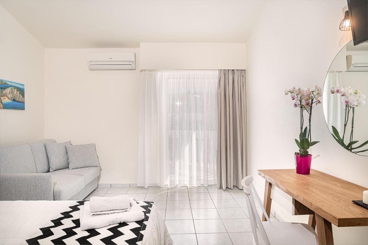 Sunrise Rent Rooms Amoudi Exterior foto